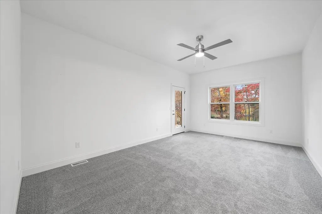 565 Grassland Road Crossville TN 38572