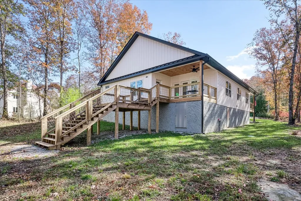 565 Grassland Road Crossville TN 38572