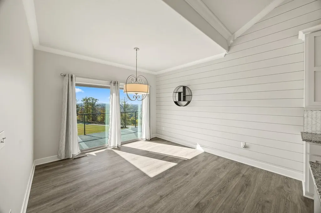 3261 Swann Ridge Road Hilham TN 38568