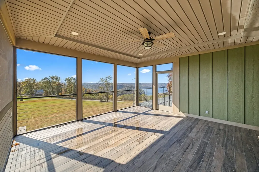 3261 Swann Ridge Road Hilham TN 38568