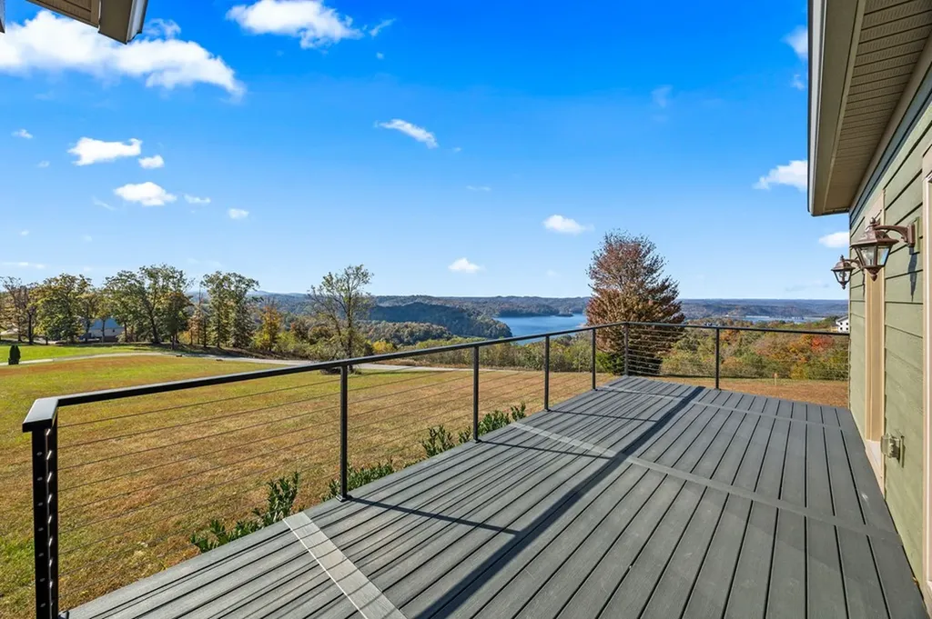 3261 Swann Ridge Road Hilham TN 38568