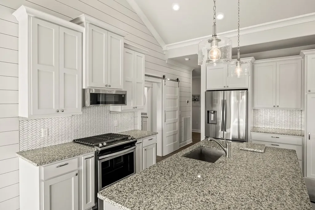 3261 Swann Ridge Road Hilham TN 38568