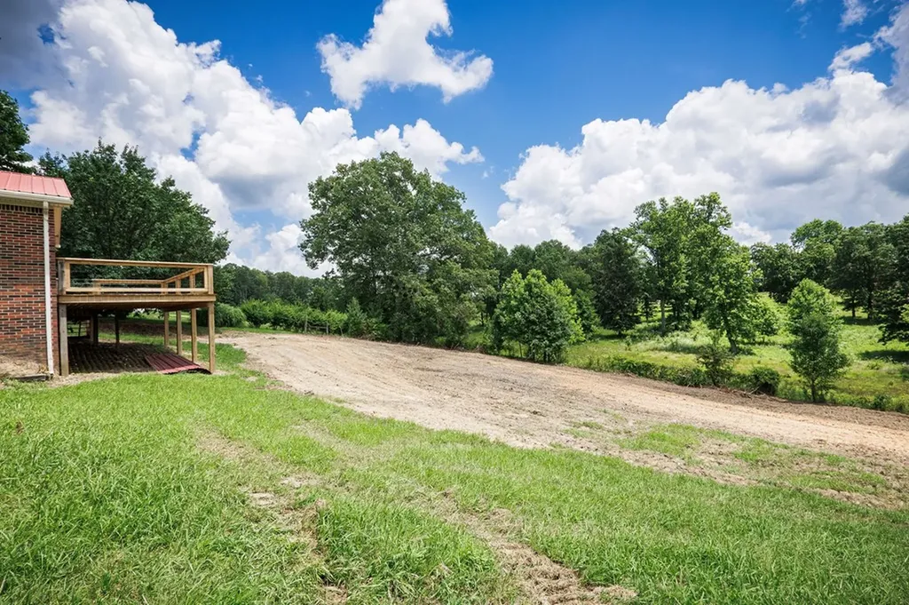 2596 Pine Grove Road Spencer TN 38585