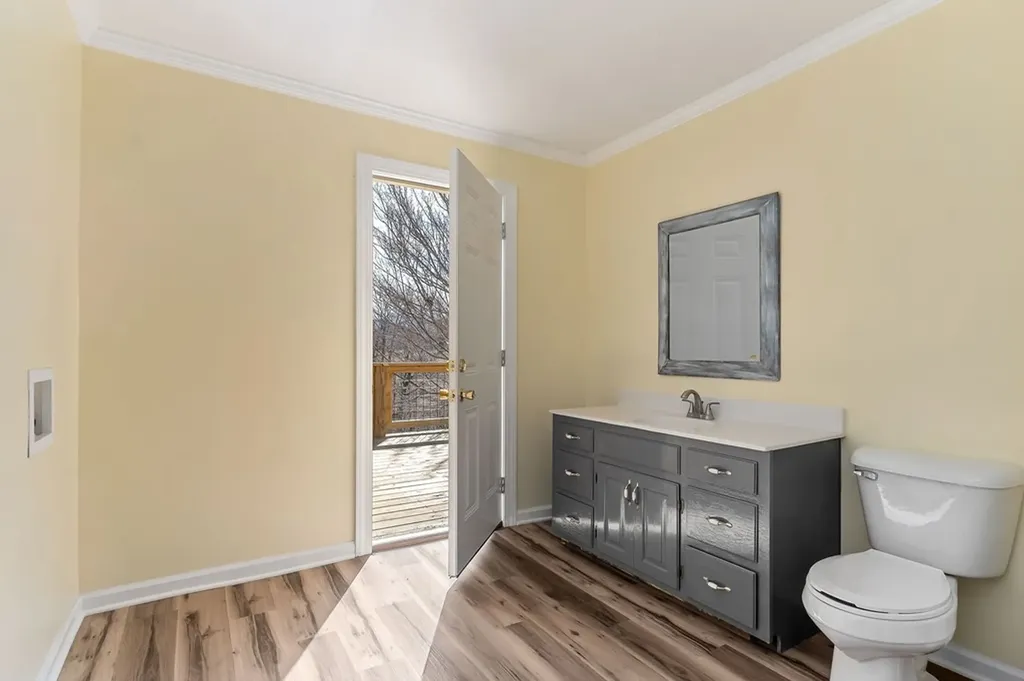 2596 Pine Grove Road Spencer TN 38585