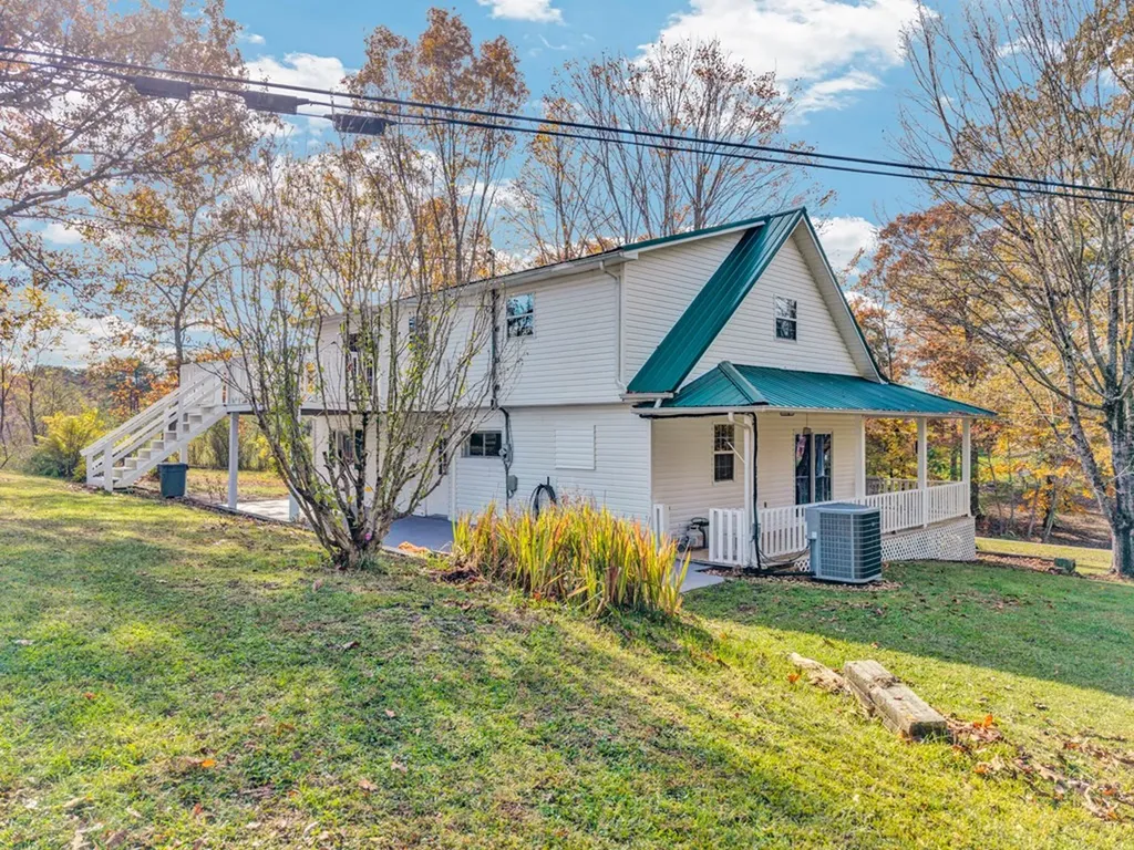 26889 Sr 30 Pikeville TN 37367