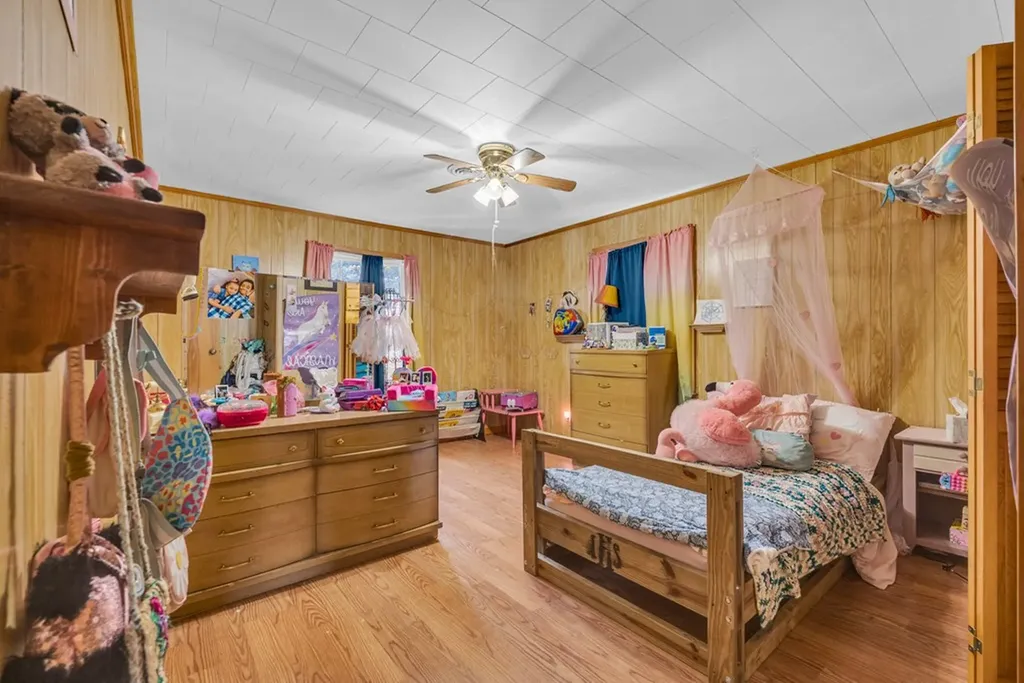 5881 Burgess Falls Road Sparta TN 38583