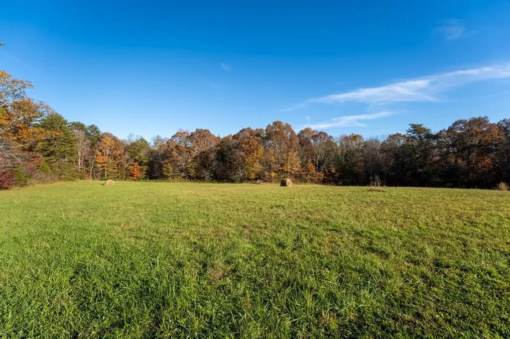 1090 Old Sunbright Road Jamestown TN 38556