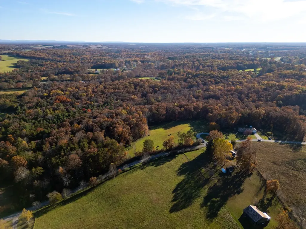 1090 Old Sunbright Road Jamestown TN 38556