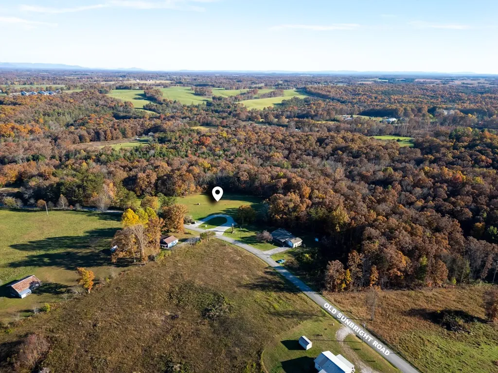 1090 Old Sunbright Road Jamestown TN 38556