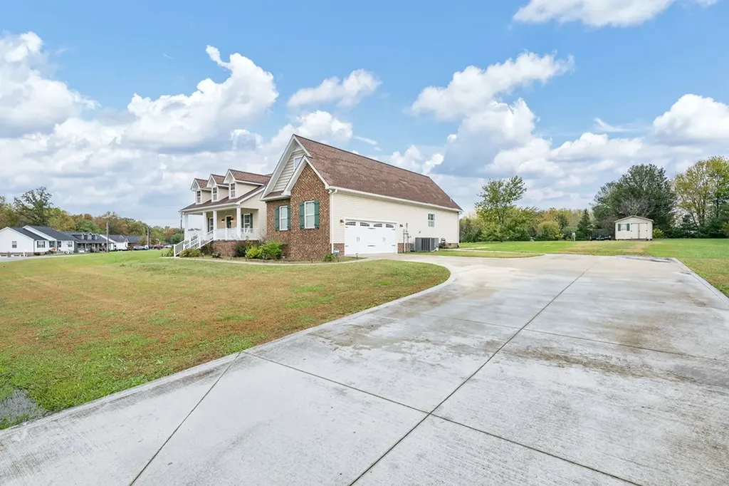 148 Hailey Ridge Lane Gainesboro TN 38562