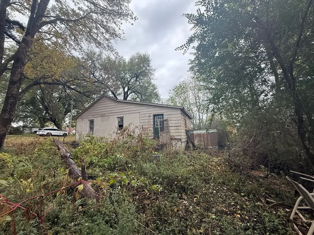 408 3rd Avenue N Baxter TN 38544