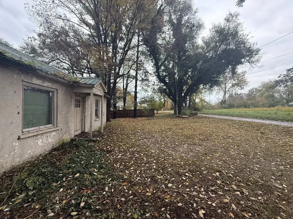 408 3rd Avenue N Baxter TN 38544