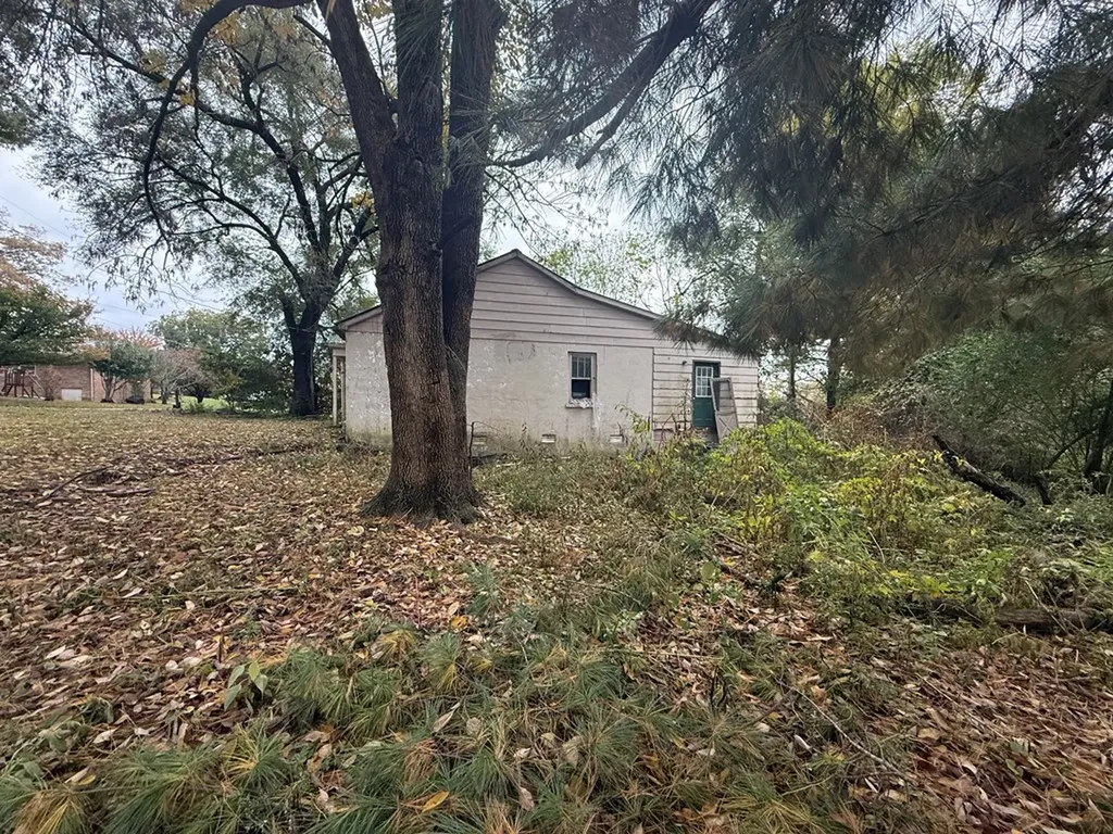 408 3rd Avenue N Baxter TN 38544