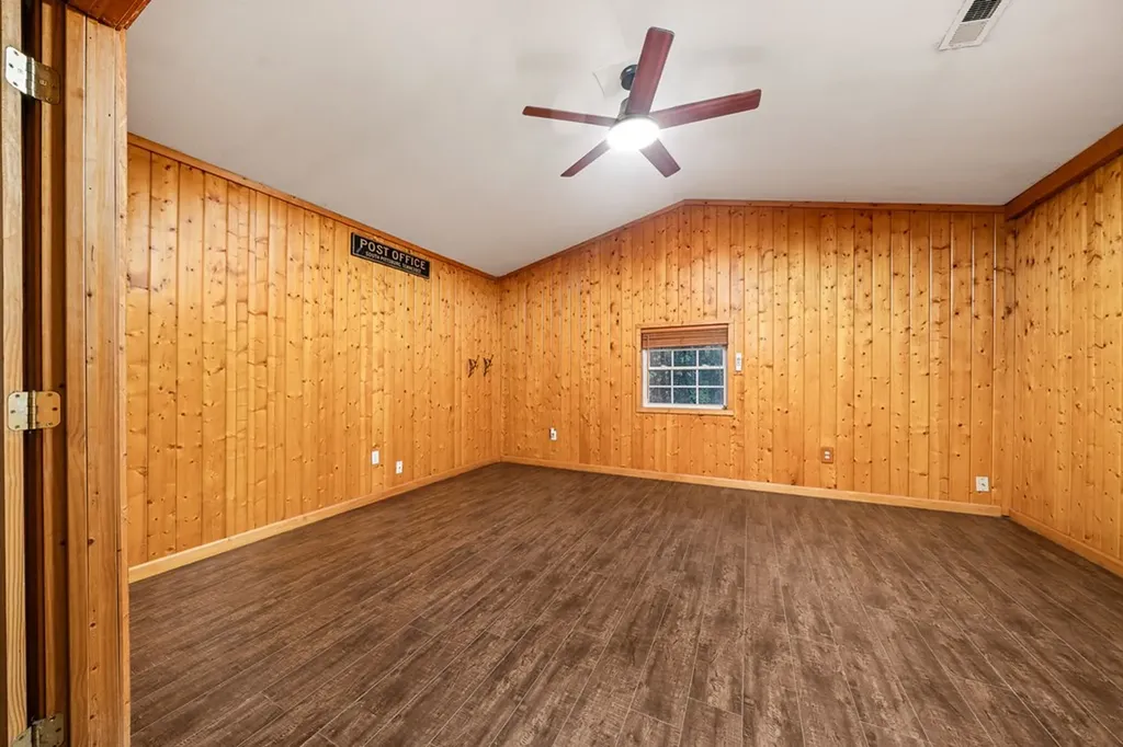 540 Leistner Drive Monterey TN 38574