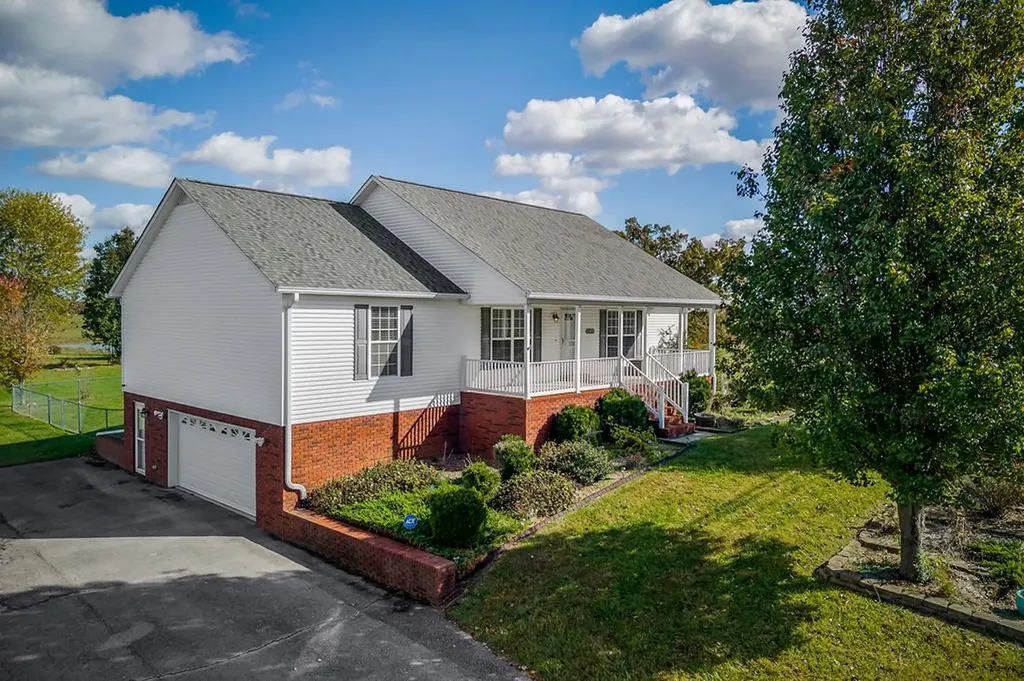 1520 Hawkins Crawford Road Cookeville TN 38501