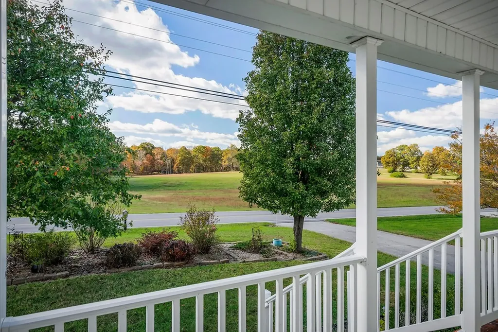 1520 Hawkins Crawford Road Cookeville TN 38501