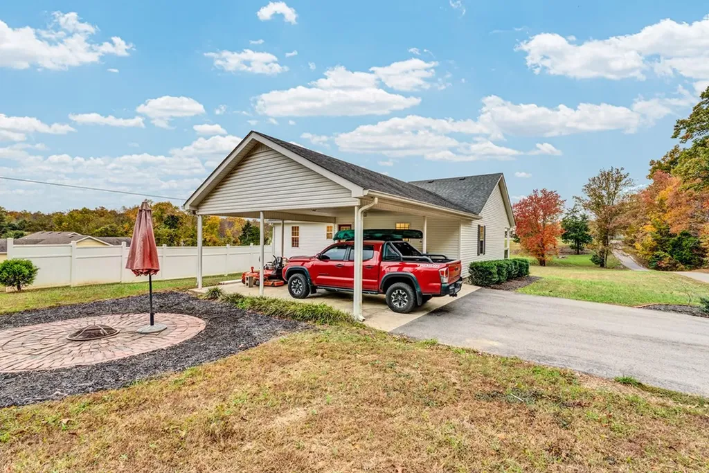 498 Bugger Ridge Road Mcminnville TN 37110