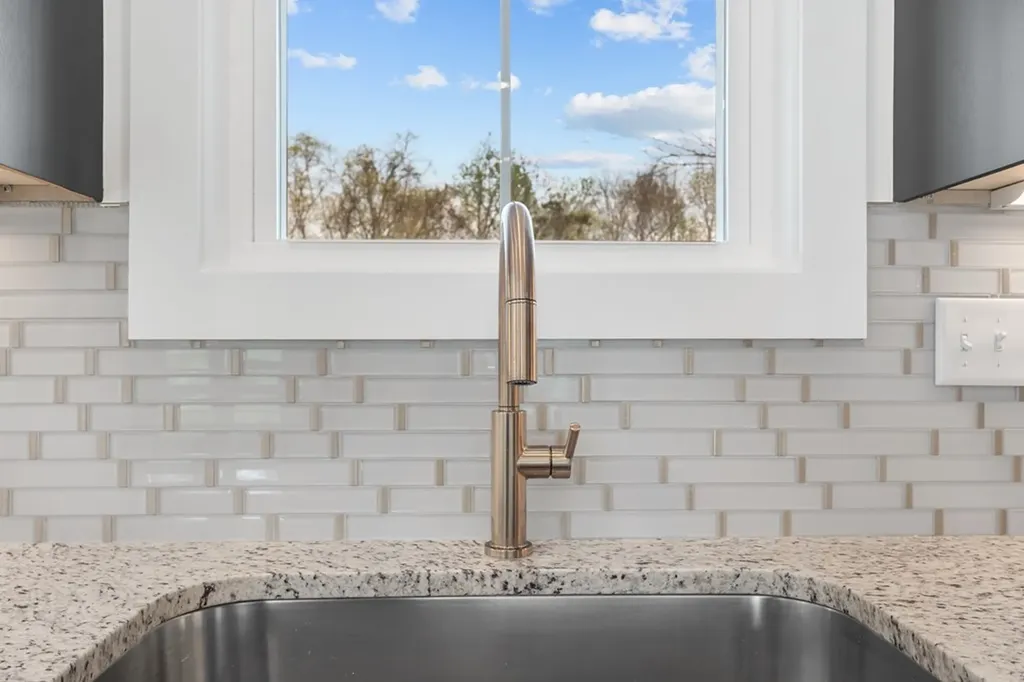 2035 Bear Creek Point Cookeville TN 38506