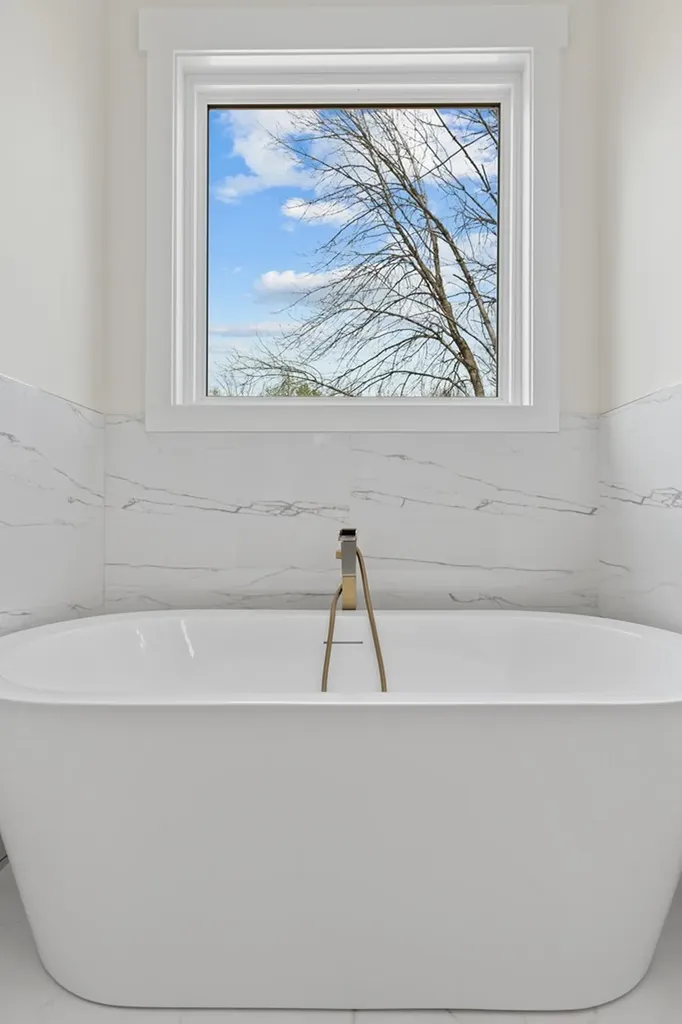 2035 Bear Creek Point Cookeville TN 38506