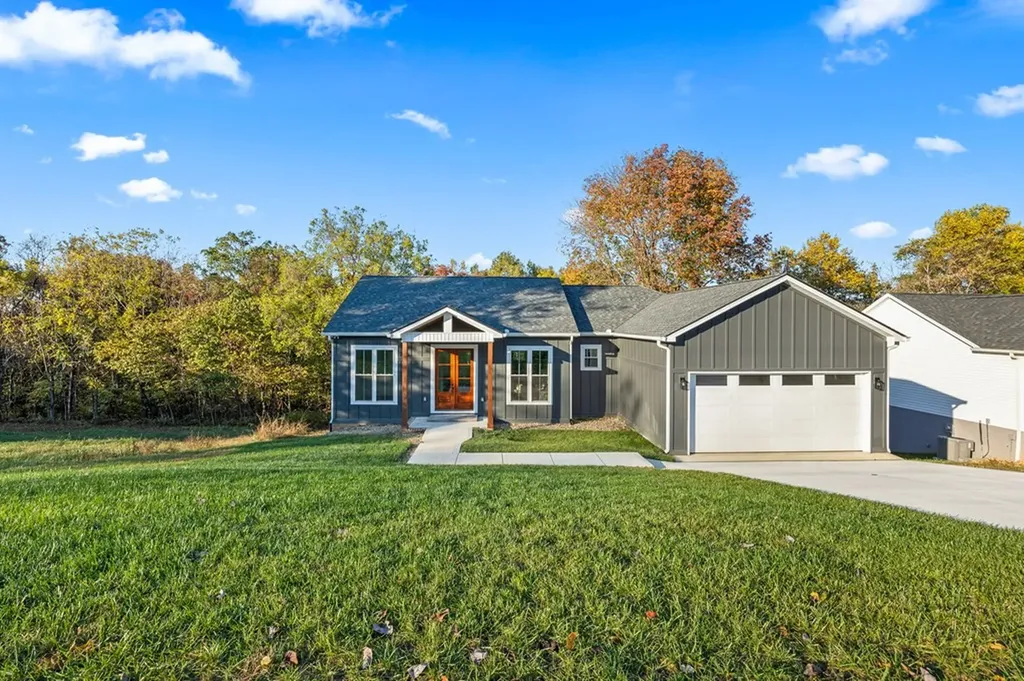 2035 Bear Creek Point Cookeville TN 38506