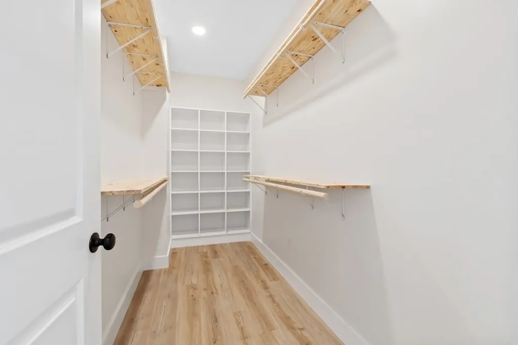 2035 Bear Creek Point Cookeville TN 38506