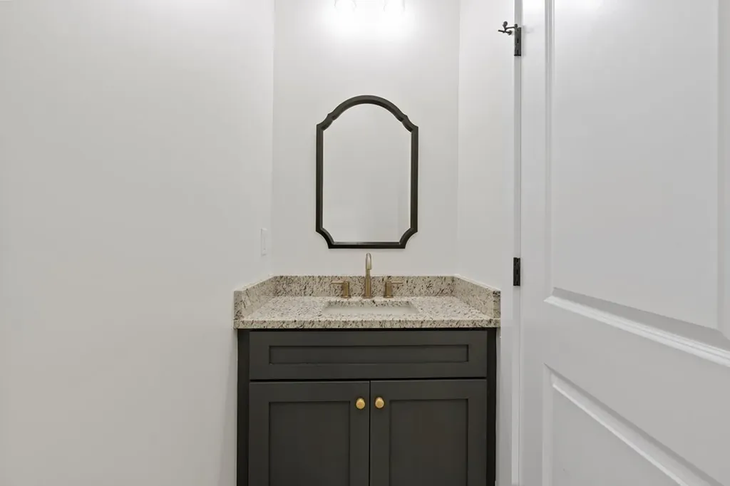 2035 Bear Creek Point Cookeville TN 38506