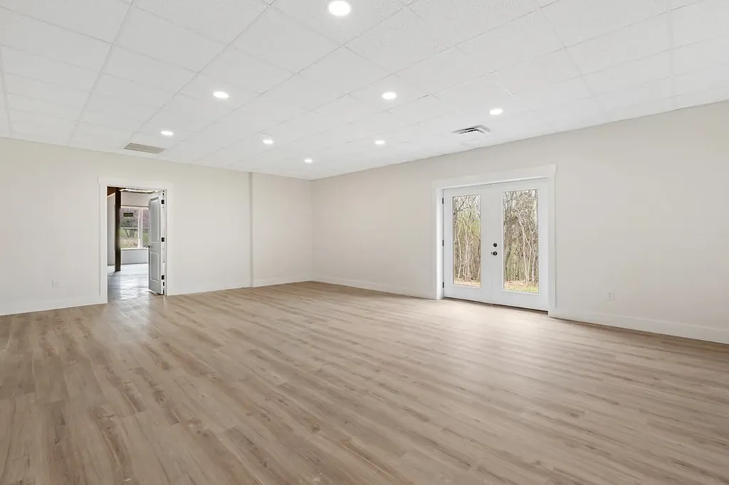 2035 Bear Creek Point Cookeville TN 38506