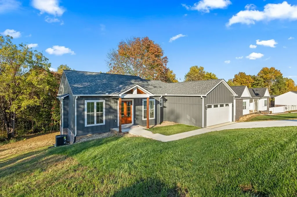 2035 Bear Creek Point Cookeville TN 38506