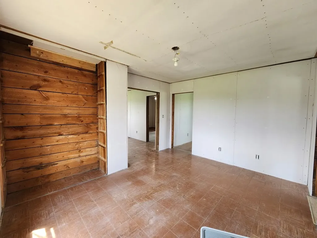 581 Tabor Loop Road Crossville TN 38571