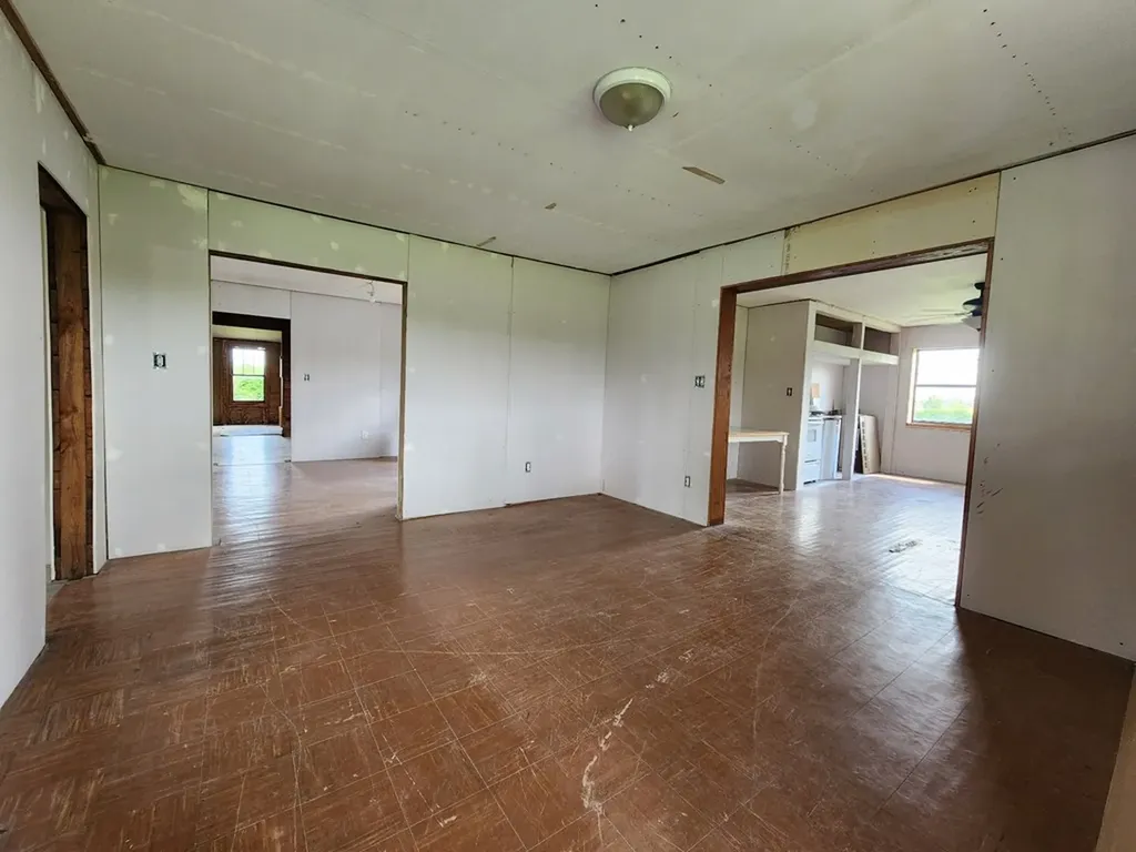 581 Tabor Loop Road Crossville TN 38571