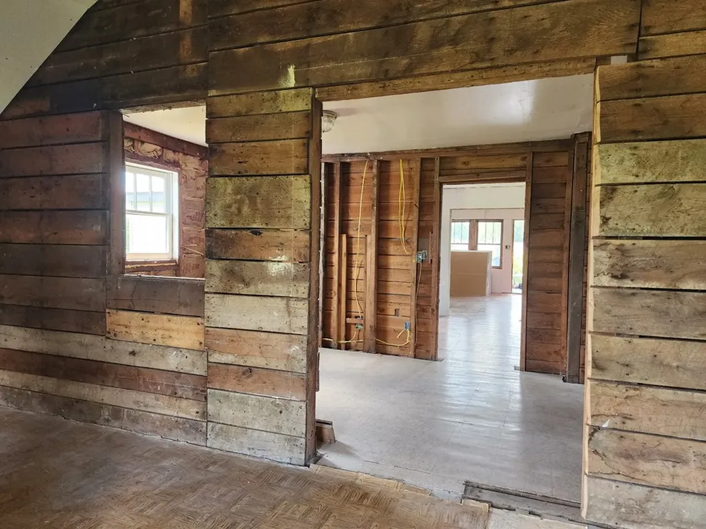 581 Tabor Loop Road Crossville TN 38571