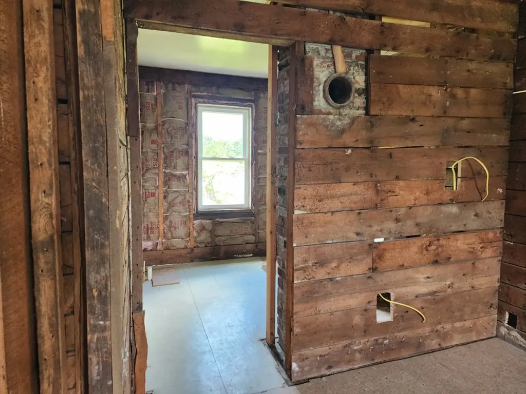 581 Tabor Loop Road Crossville TN 38571