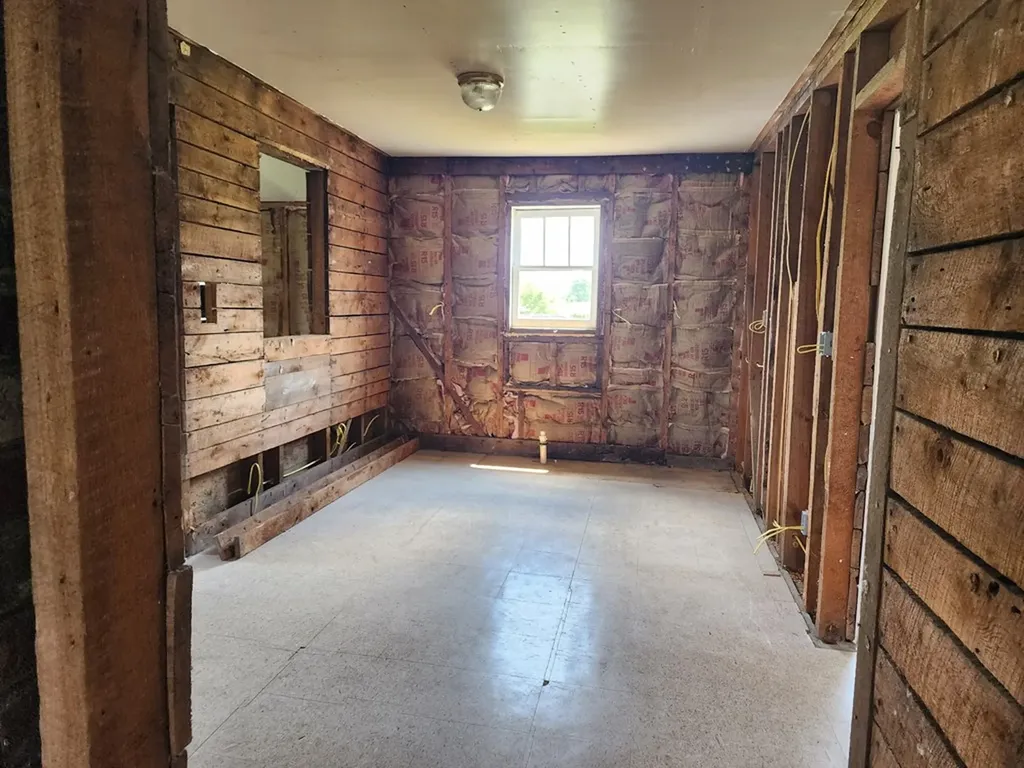 581 Tabor Loop Road Crossville TN 38571