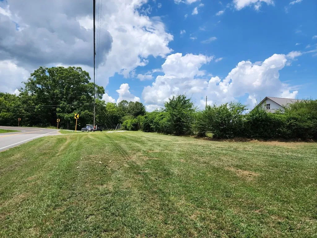 581 Tabor Loop Road Crossville TN 38571