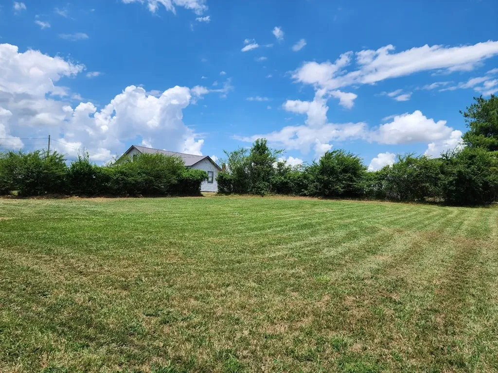 581 Tabor Loop Road Crossville TN 38571