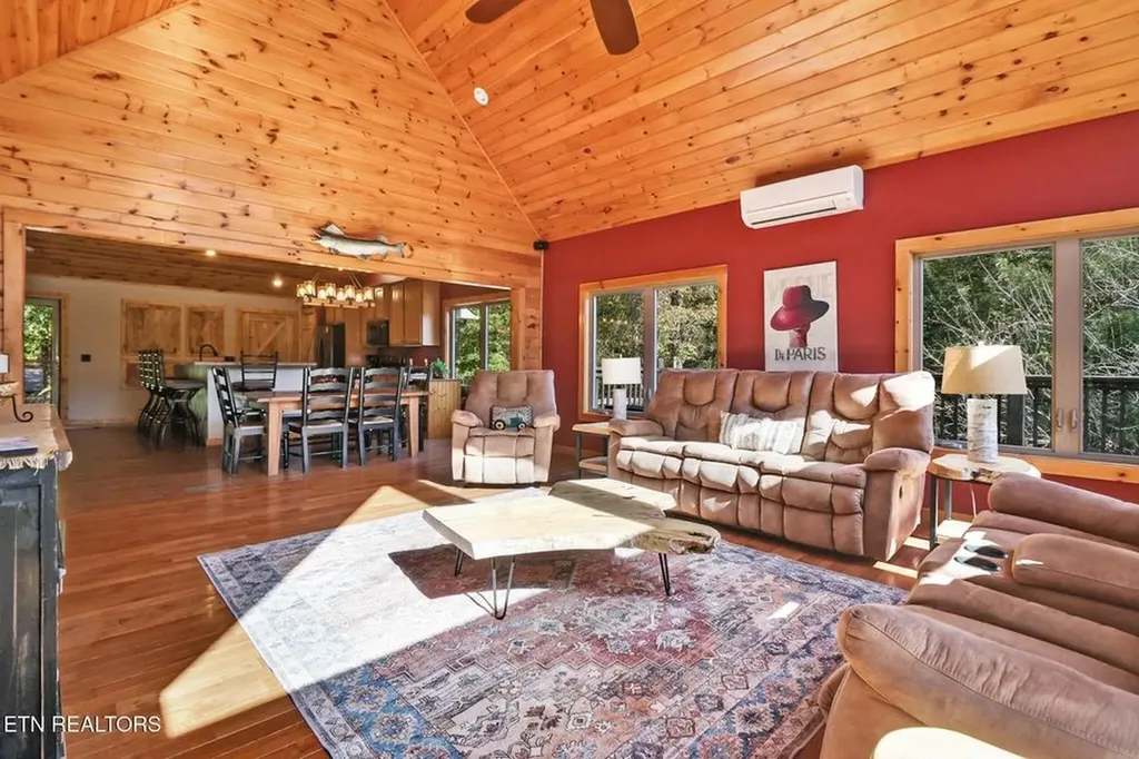 232 Victoria Circle Jamestown TN 38556-5178