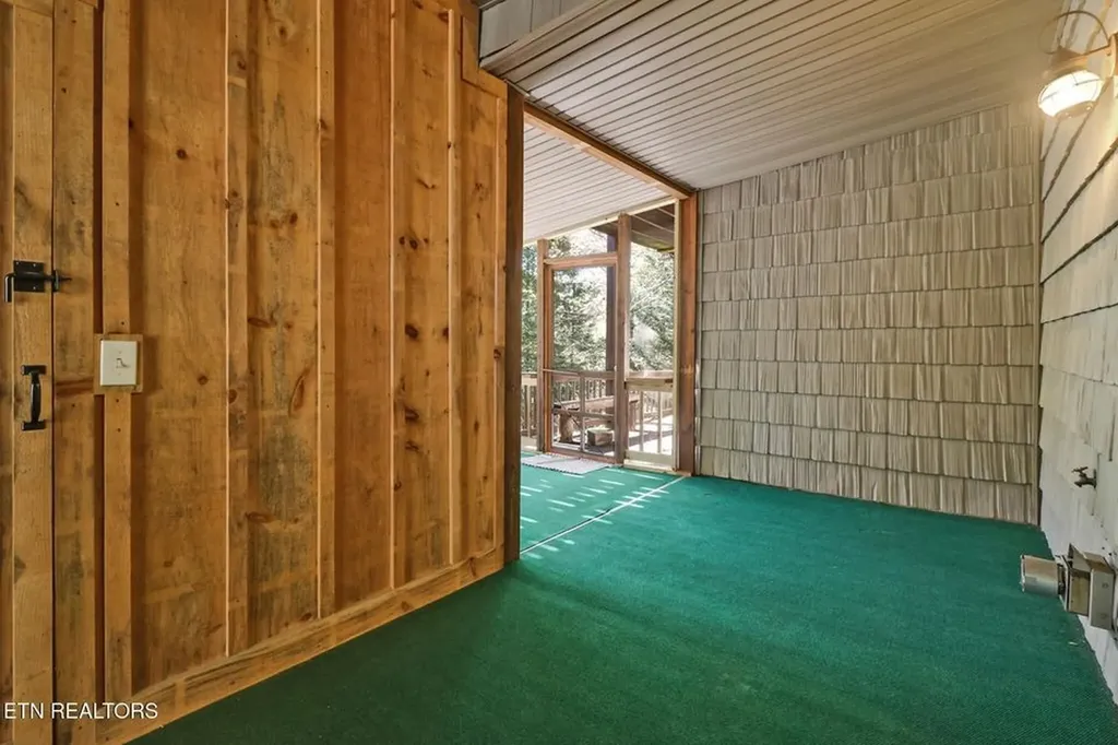 232 Victoria Circle Jamestown TN 38556-5178