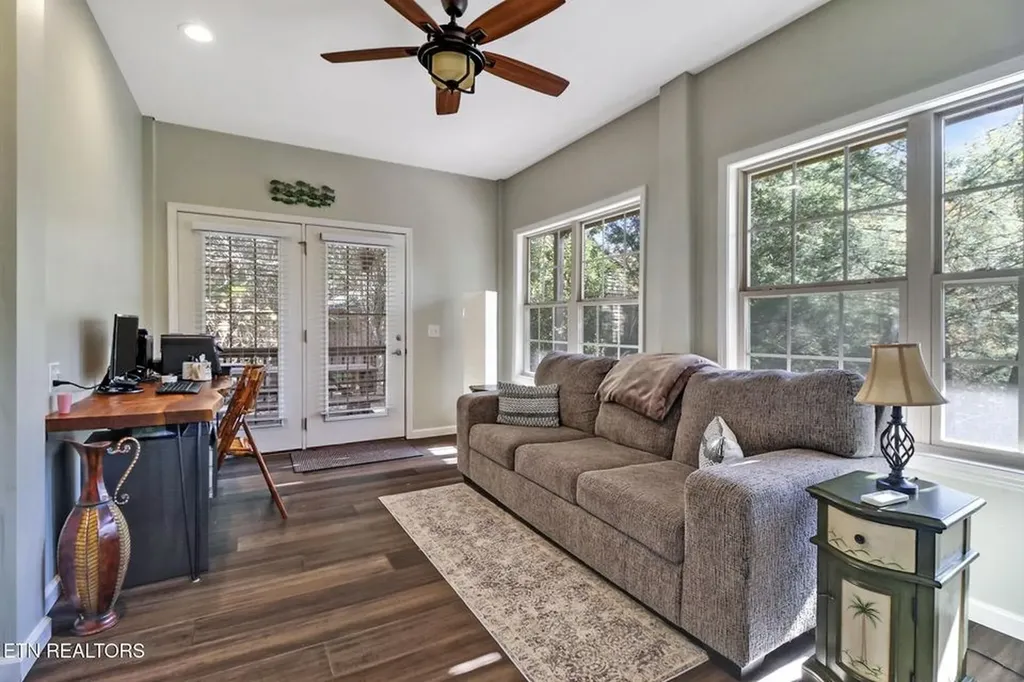 232 Victoria Circle Jamestown TN 38556-5178