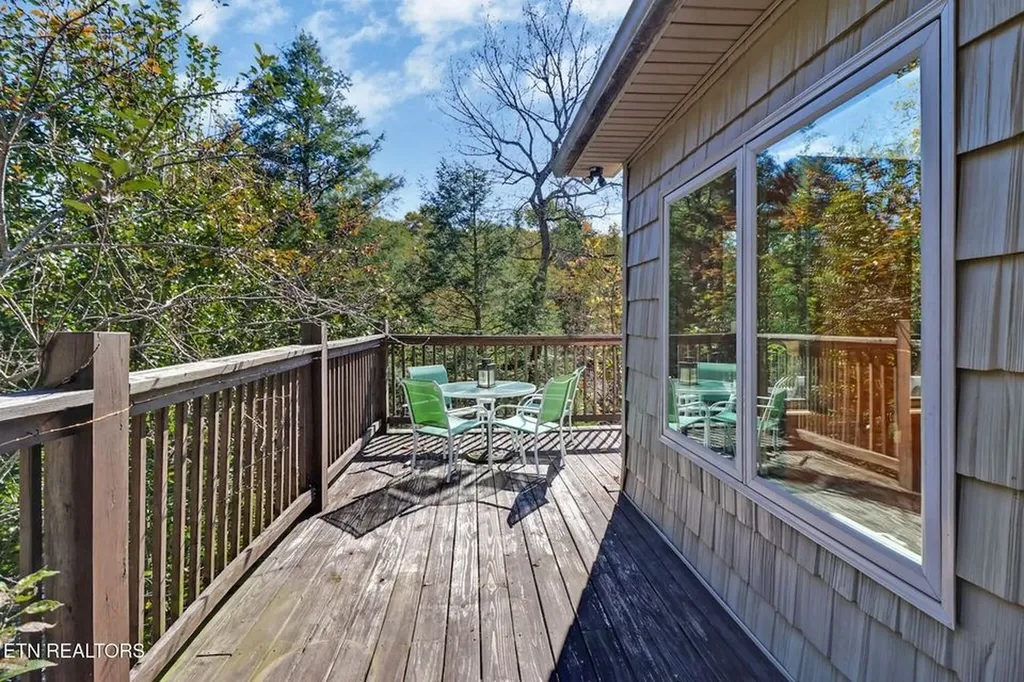 232 Victoria Circle Jamestown TN 38556-5178