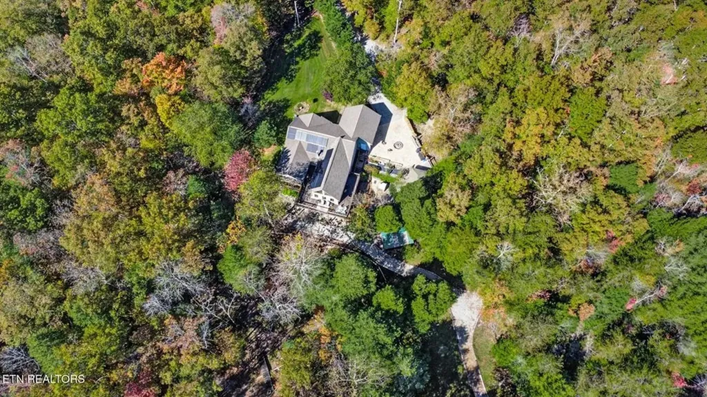 232 Victoria Circle Jamestown TN 38556-5178