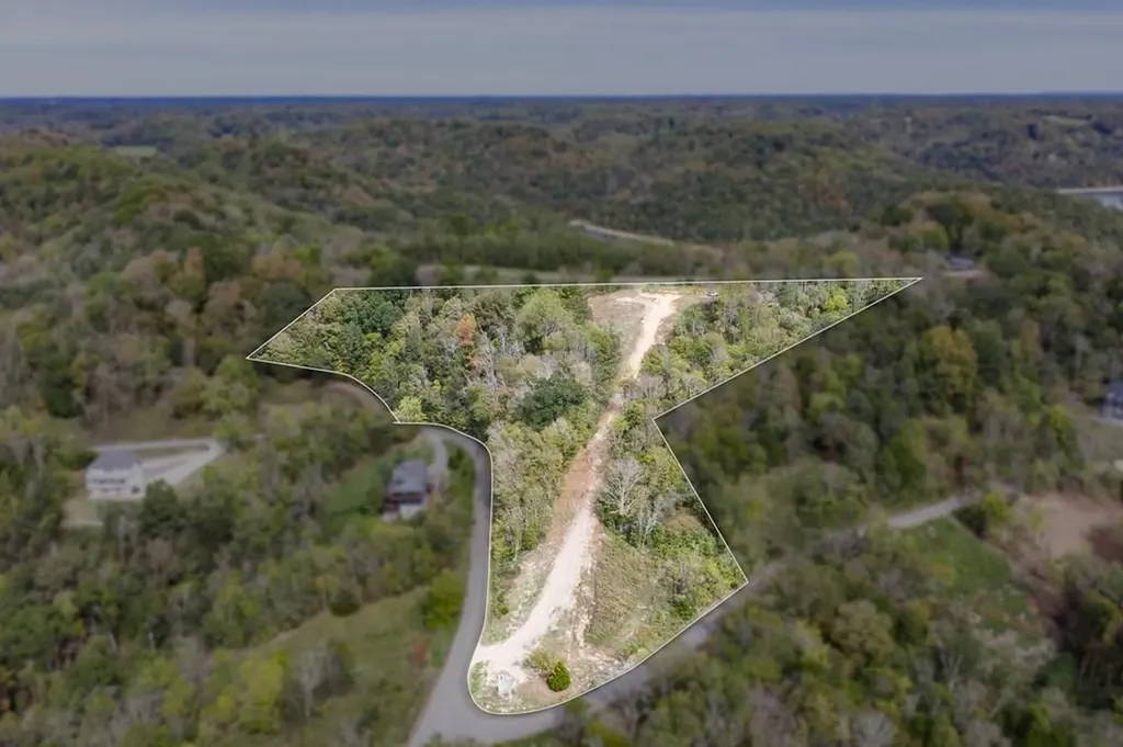 7.4 Ac Helms Hollow Road Silver Point TN 38582