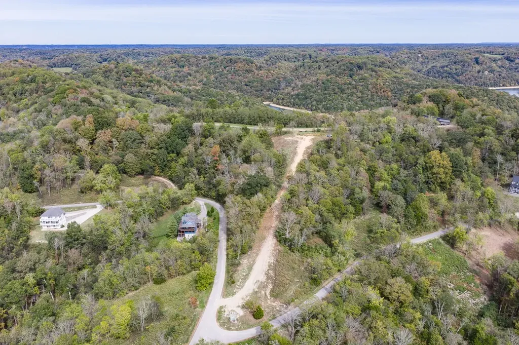 7.4 Ac Helms Hollow Road Silver Point TN 38582