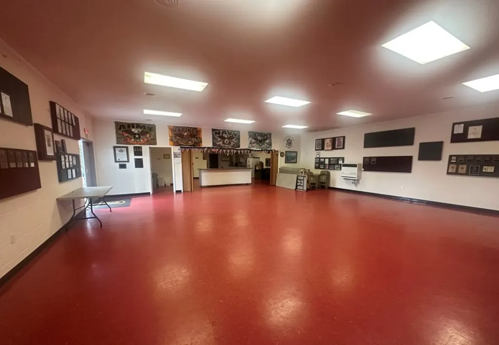 45 S Poplar Street Monterey TN 38574