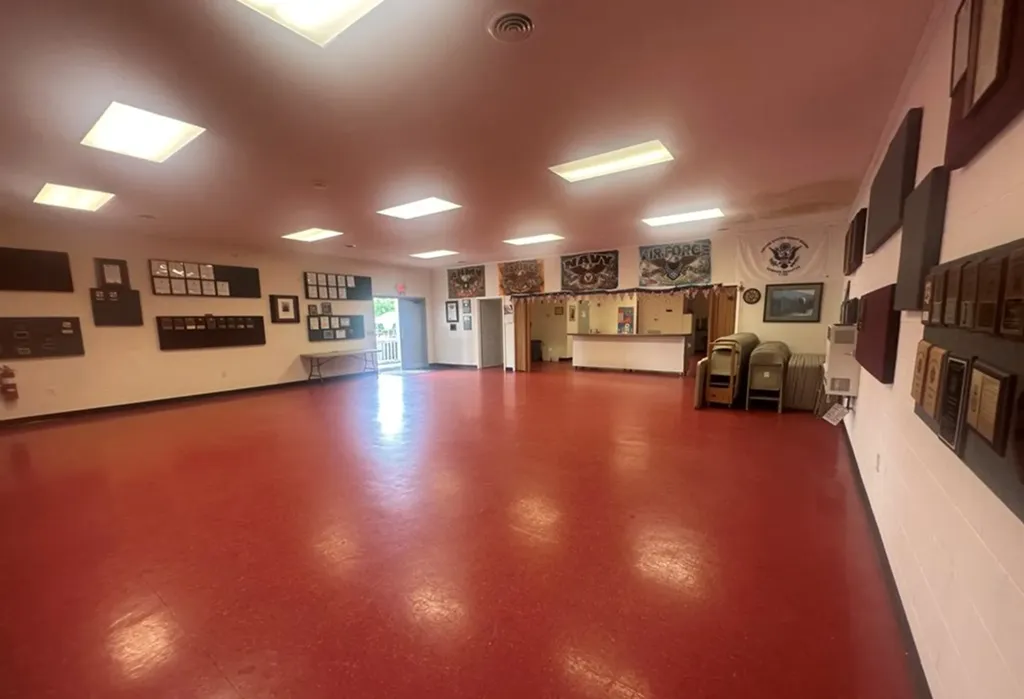 45 S Poplar Street Monterey TN 38574