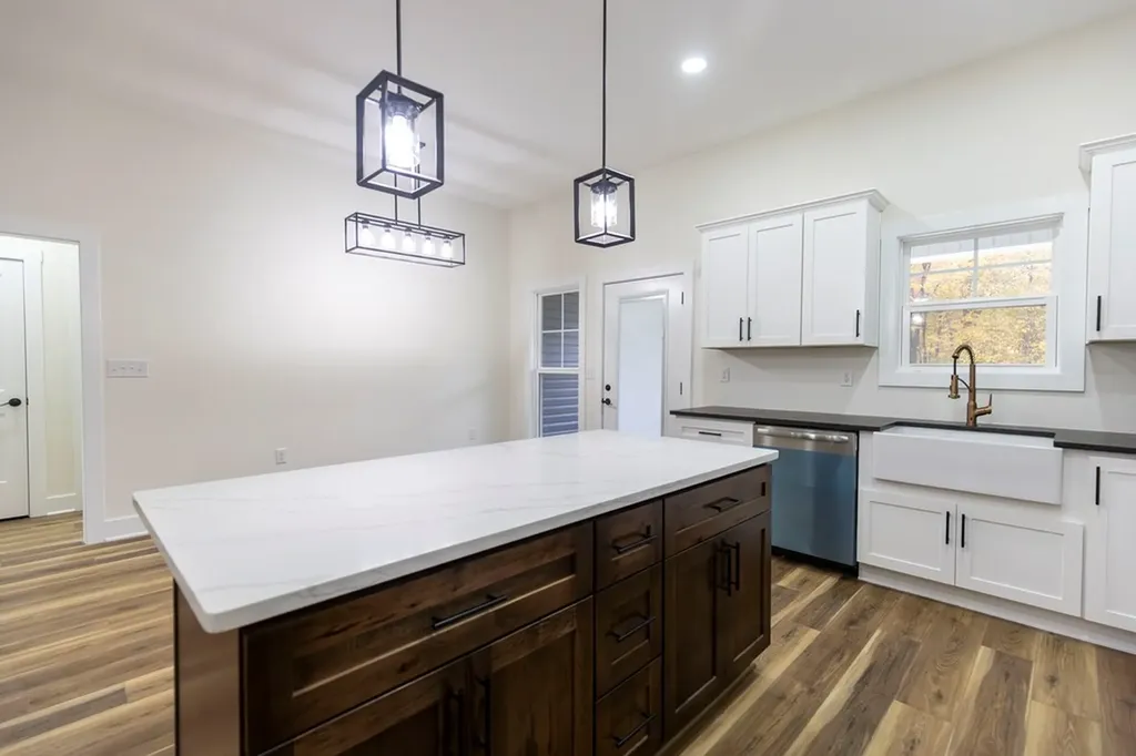 371 West Meadow Creek Road Monterey TN 38574