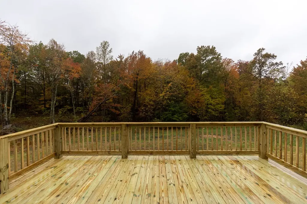 371 West Meadow Creek Road Monterey TN 38574