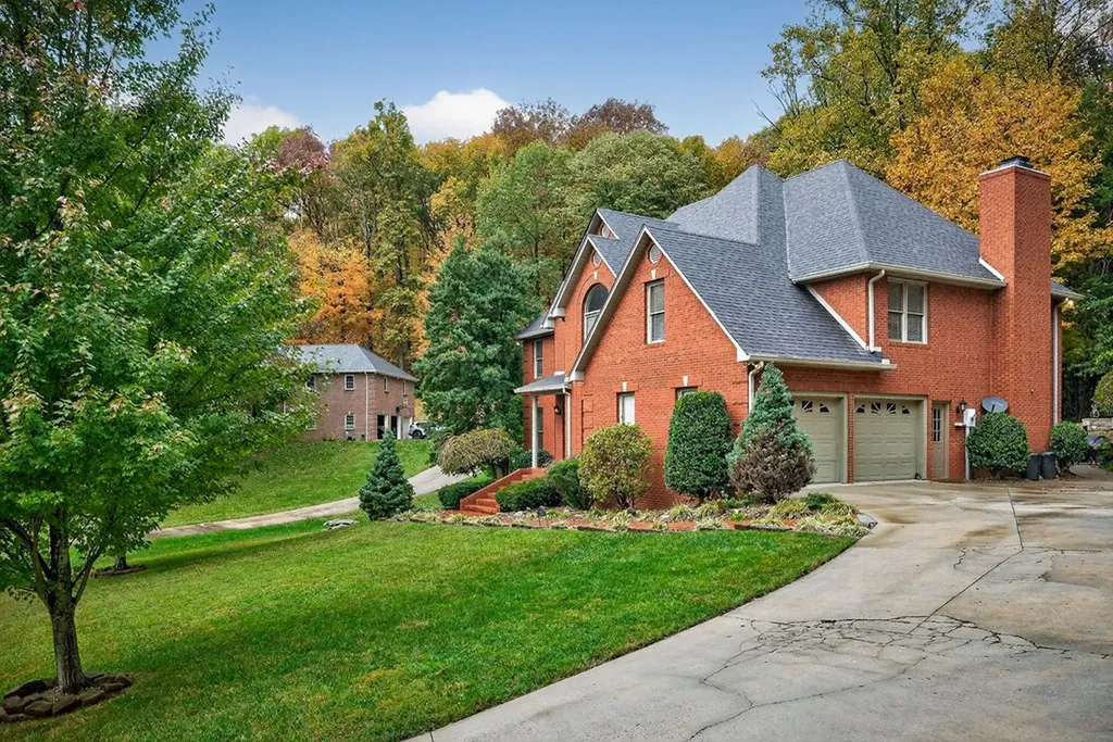 1434 N Plantation Drive Cookeville TN 38506