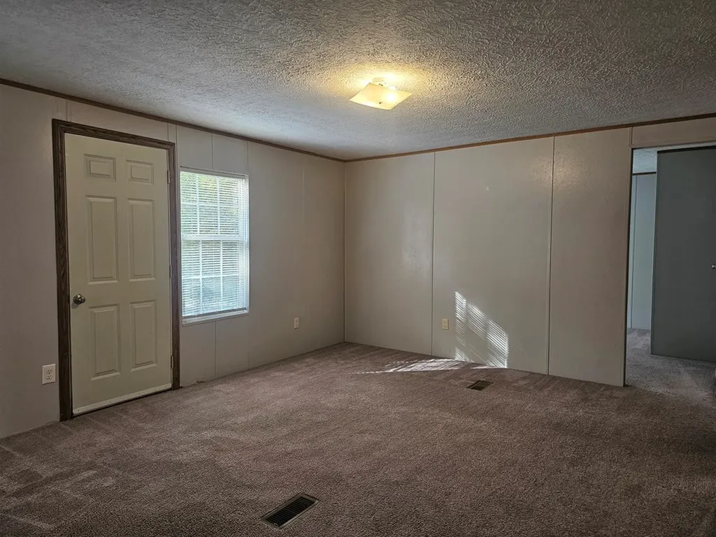 315 W Stewart Avenue Monterey TN 38574