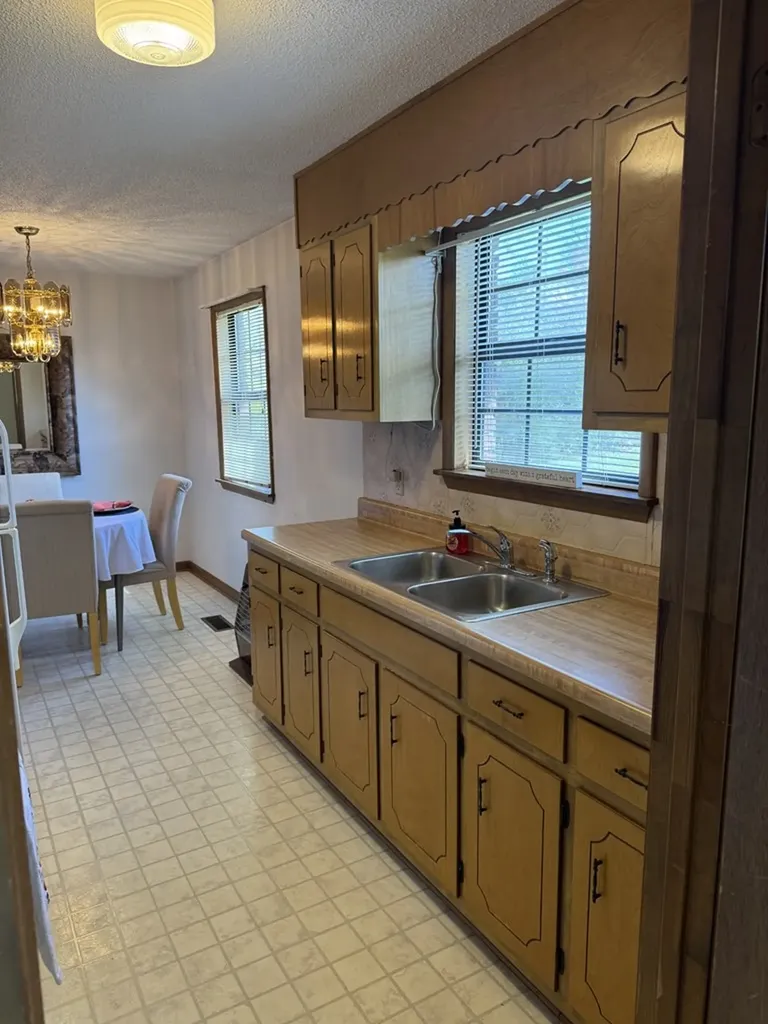 96 County Garage Road Crossville TN 38555