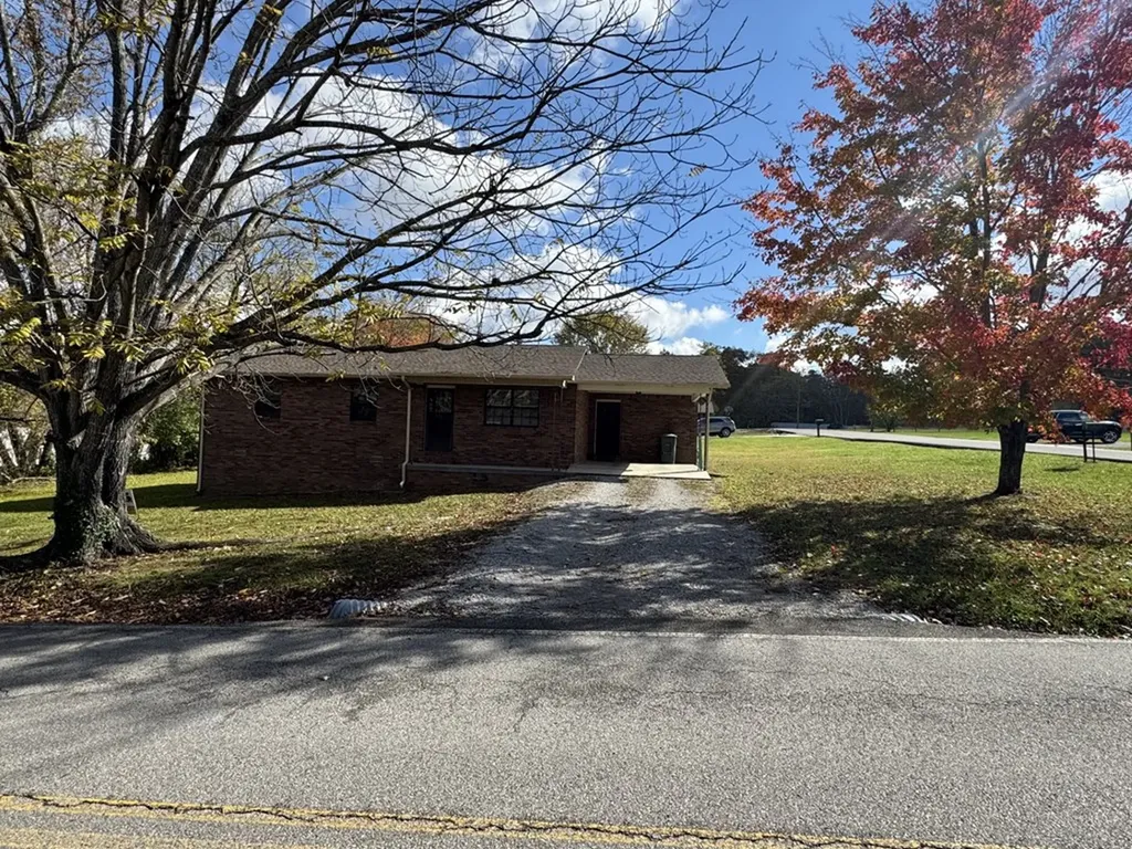 96 County Garage Road Crossville TN 38555